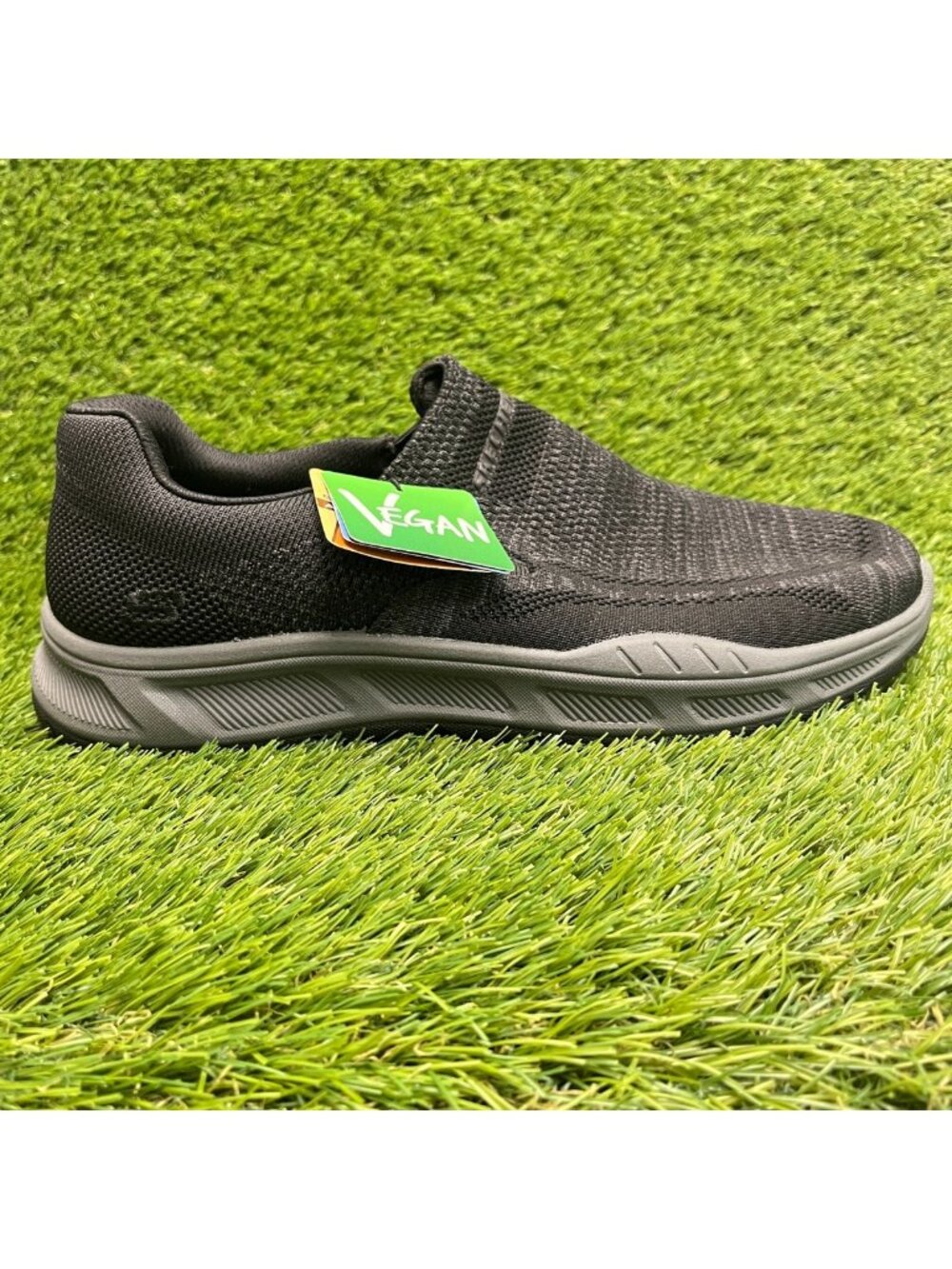 Skechers Cohagen Knit Walk Mens Size 9.5EE Black Athletic Slip On Shoes Sneakers